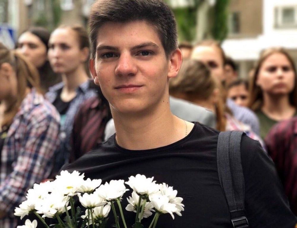 Эксклюзивное интервью военкора агентства ANNA NEWS Марии Коледа с Владимиром Максимовичем Сухининым – участником СВО, бойцом ВВ МВД ДНР, санинструктором Эксклюзивное интервью военкора агентства ANNA NEWS Марии Коледа с Владимиром Максимовичем Сухининым – участником СВО, бойцом ВВ МВД ДНР, санинструктором
