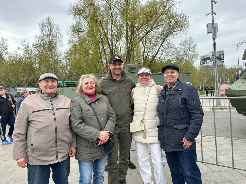 Артём Жога: Посетил выставку "Сила в правде – гордость и Победа!" в Екатеринбурге Артём Жога: Посетил выставку "Сила в правде – гордость и Победа!" в Екатеринбурге