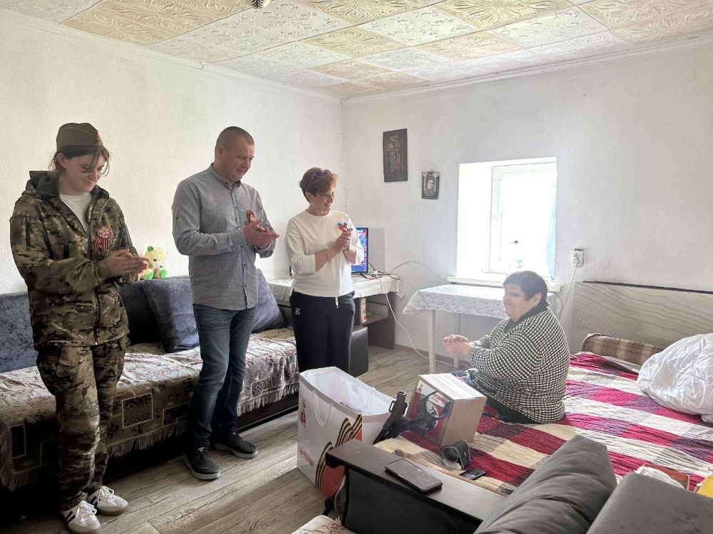 Продолжаем чествовать ветеранов Продолжаем чествовать ветеранов
