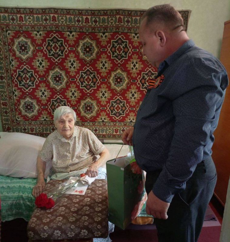 День Победы: встреча поколений и слова благодарности ветеранам День Победы: встреча поколений и слова благодарности ветеранам