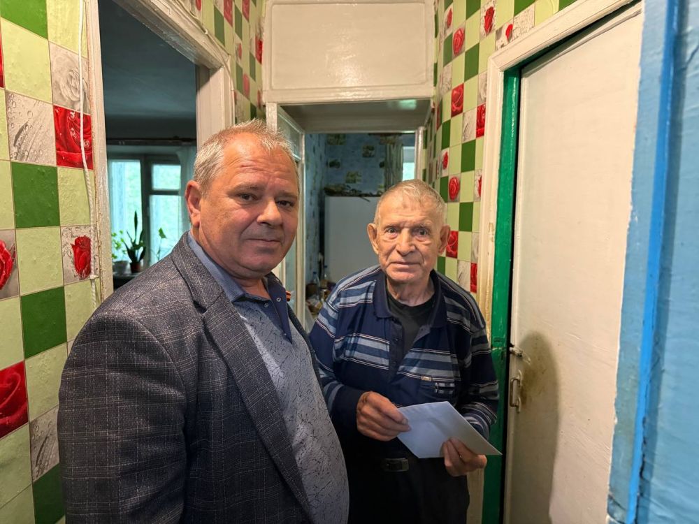 В Кировском поздравили тружеников тыла В Кировском поздравили тружеников тыла
