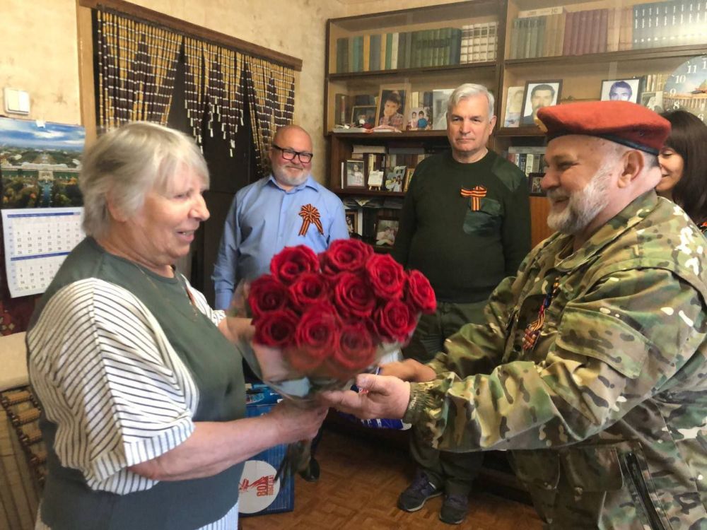 Василий Ткачук: В преддверии 80-летия Победы в Великой Отечественной войне руководитель Управы Калининского внутригородского района Елена Синецкая, первый заместитель руководителя Управы Калининского внутригородского района... Василий Ткачук: В преддверии 80-летия Победы в Великой Отечественной войне руководитель Управы Калининского внутригородского района Елена Синецкая, первый заместитель руководителя Управы Калининского внутригородского района...