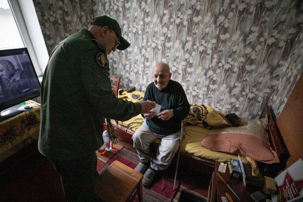 Олег Моргун: От имени Президента Российской Федерации по случаю 80-летия Великой Победы еще двум ветеранам Великой Отечественной войны предал юбилейные медали Олег Моргун: От имени Президента Российской Федерации по случаю 80-летия Великой Победы еще двум ветеранам Великой Отечественной войны предал юбилейные медали