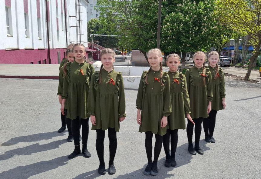 В Снежном прошла Всероссийская акция «Вальс Победы» В Снежном прошла Всероссийская акция «Вальс Победы»