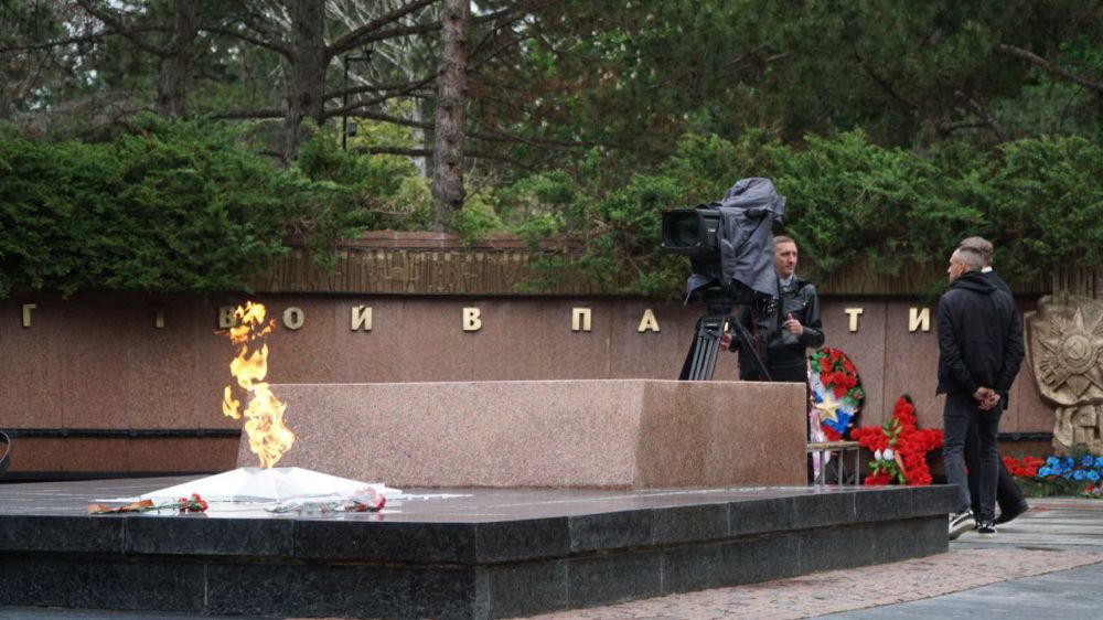 Смотрите сегодня на «Крым 24» телемарафон «Спасибо за Победу!» Смотрите сегодня на «Крым 24» телемарафон «Спасибо за Победу!»