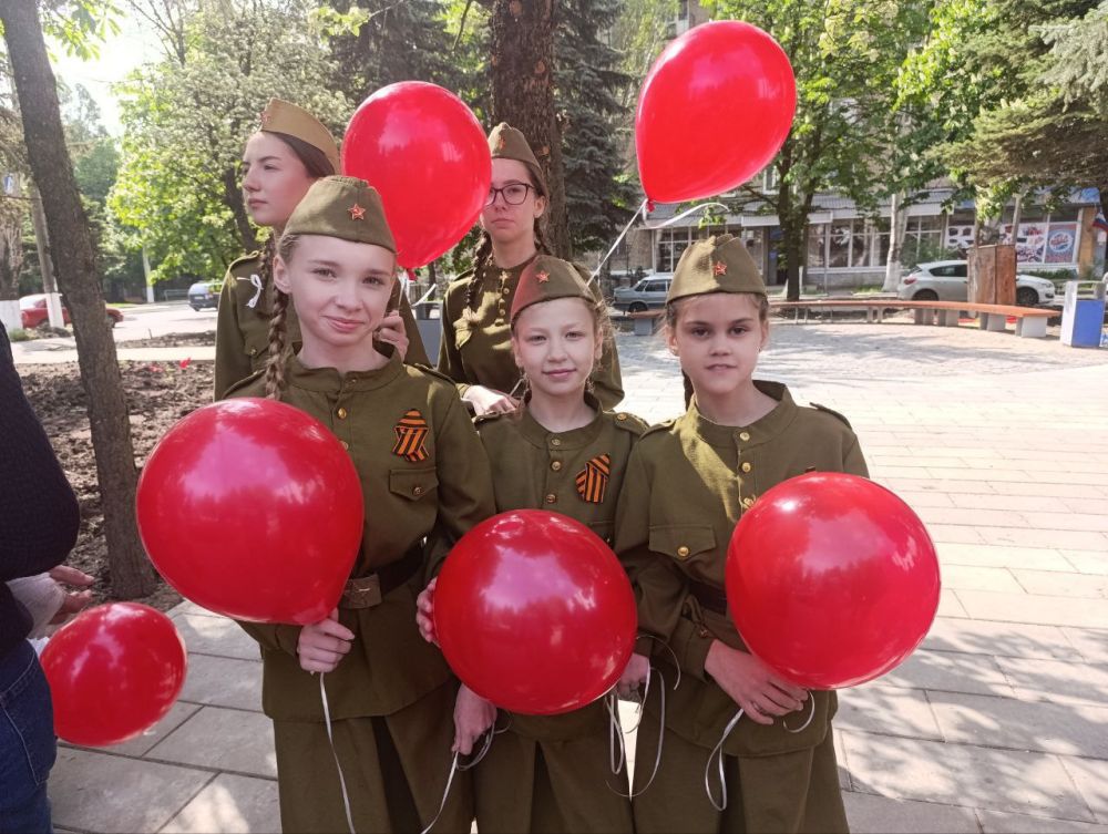 В Снежном состоялись митинг, посвященный 80-летию Победы в Великой Отечественной войне В Снежном состоялись митинг, посвященный 80-летию Победы в Великой Отечественной войне