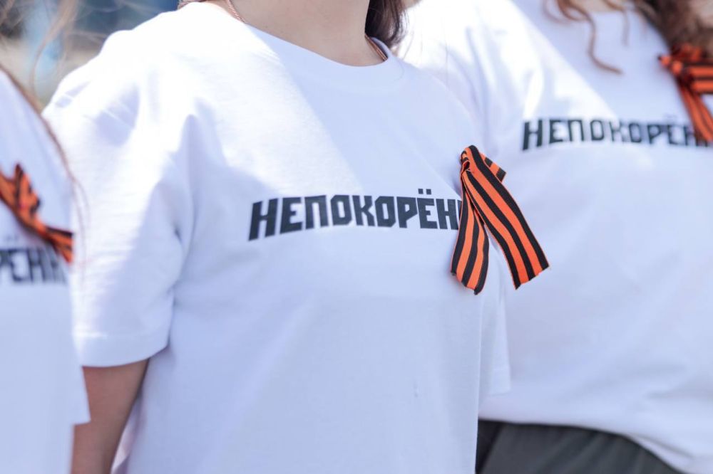 Александр Волошин: #НЕПОКОРЁННЫЕ2025. Сегодня, в день 80-летия Великой Победы, на священном для всего Донбасса месте - Саур-Могиле Александр Волошин: #НЕПОКОРЁННЫЕ2025. Сегодня, в день 80-летия Великой Победы, на священном для всего Донбасса месте - Саур-Могиле