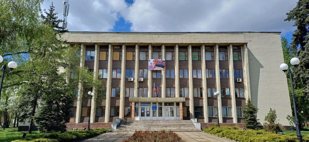 Валентин Левченко: Сегодня мы отмечаем великую дату — 80-летие Победы в Великой Отечественной войне! Этот священный юбилей — символ мужества, стойкости и единства нашего народа, который ценой невероятных жертв отстоял мир и... Валентин Левченко: Сегодня мы отмечаем великую дату — 80-летие Победы в Великой Отечественной войне! Этот священный юбилей — символ мужества, стойкости и единства нашего народа, который ценой невероятных жертв отстоял мир и...