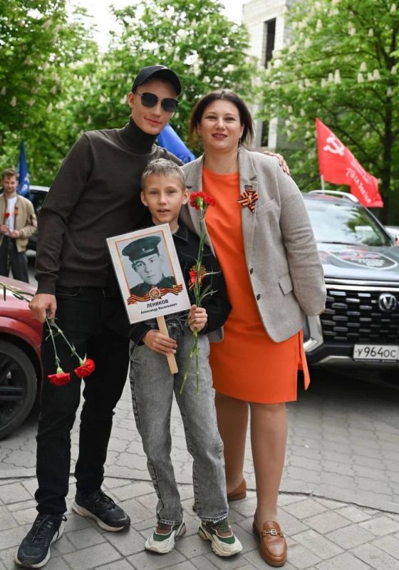 Масштабный автопробег в честь 80-летия Великой Победы Масштабный автопробег в честь 80-летия Великой Победы