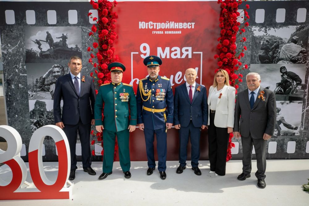 Олег Моргун: Возложением цветов к монументу Воину-освободителю на площади Ленинского Комсомола дали старт официальным торжествам по случаю 80-летия Победы Олег Моргун: Возложением цветов к монументу Воину-освободителю на площади Ленинского Комсомола дали старт официальным торжествам по случаю 80-летия Победы