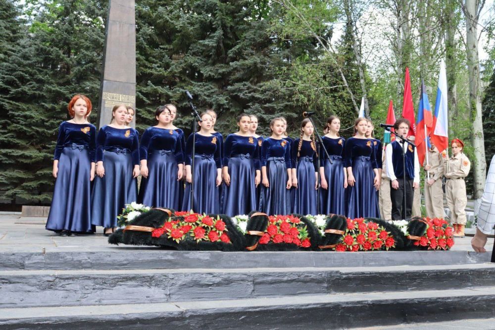 День Великой Победы, день нашей гордости, нашего величия, мужества и отваги День Великой Победы, день нашей гордости, нашего величия, мужества и отваги