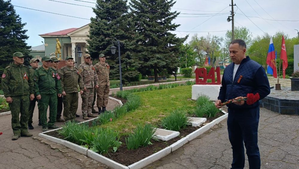 Утро 9 мая в Пантелеймоновке началось с тишины Утро 9 мая в Пантелеймоновке началось с тишины