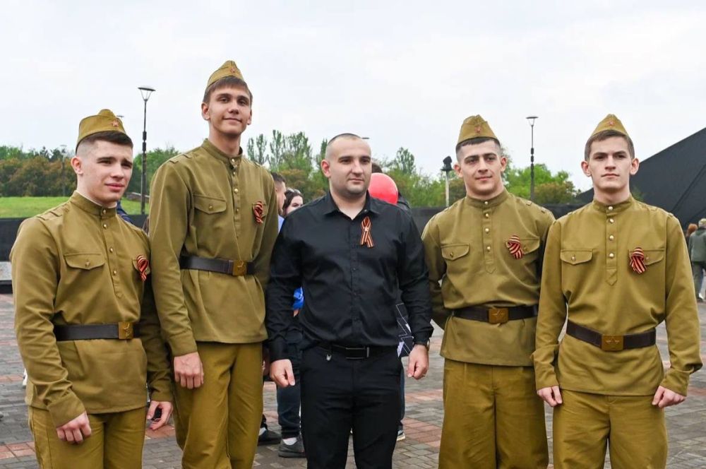 В Победном небе – памятные шары В Победном небе – памятные шары