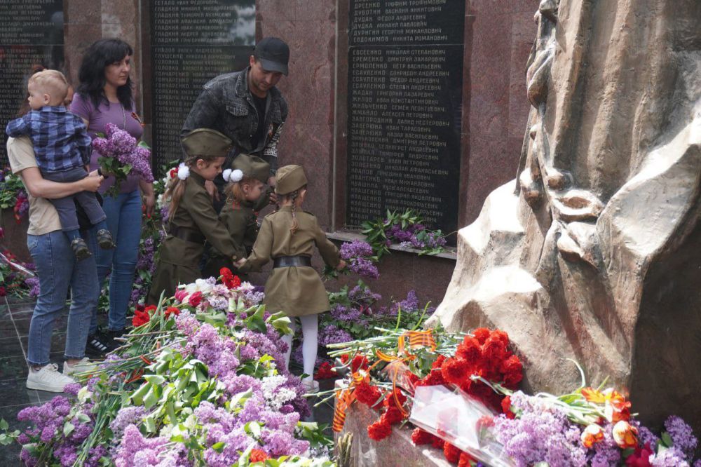 Сергей Юзвинкевич: Сегодня вся страна отмечает 80-ю годовщину Победы советского народа в Великой Отечественной войне 1941-1945 годов Сергей Юзвинкевич: Сегодня вся страна отмечает 80-ю годовщину Победы советского народа в Великой Отечественной войне 1941-1945 годов