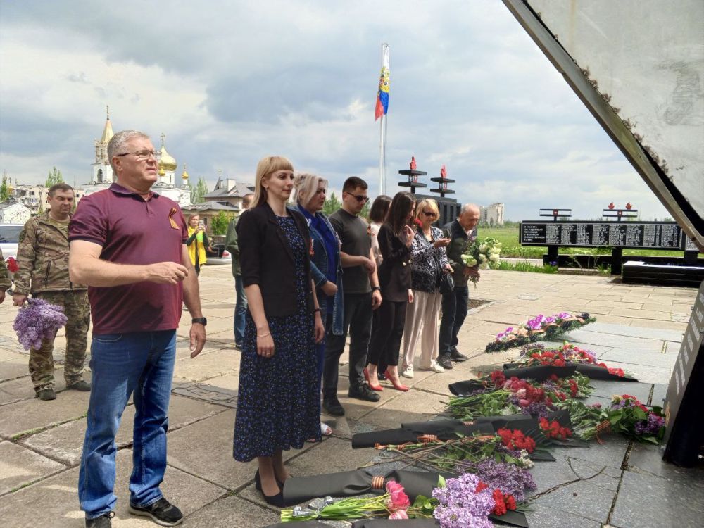 Сегодня в Авдеевке, городе Ясиноватского муниципального округа, прошли торжества в честь 80-летия Великой Победы Сегодня в Авдеевке, городе Ясиноватского муниципального округа, прошли торжества в честь 80-летия Великой Победы