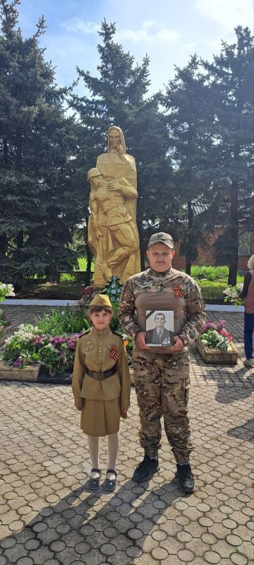 Василий Овчаров: Жители Саханского территориального отдела, долгое время находившегося в прифронтовой зоне нашего округа и часто подвергавшегося атакам ВСУ, отметили 80-летие Великой Победы. Василий Овчаров: Жители Саханского территориального отдела, долгое время находившегося в прифронтовой зоне нашего округа и часто подвергавшегося атакам ВСУ, отметили 80-летие Великой Победы.