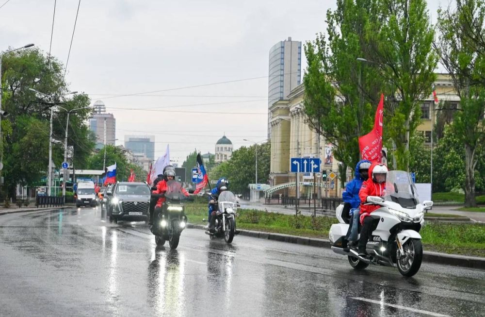 Масштабный автопробег в честь 80-летия Великой Победы Масштабный автопробег в честь 80-летия Великой Победы