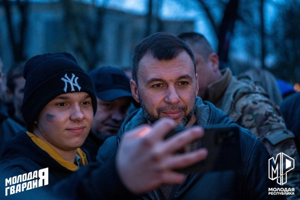 С днём рождения, Денис Владимирович! С днём рождения, Денис Владимирович!