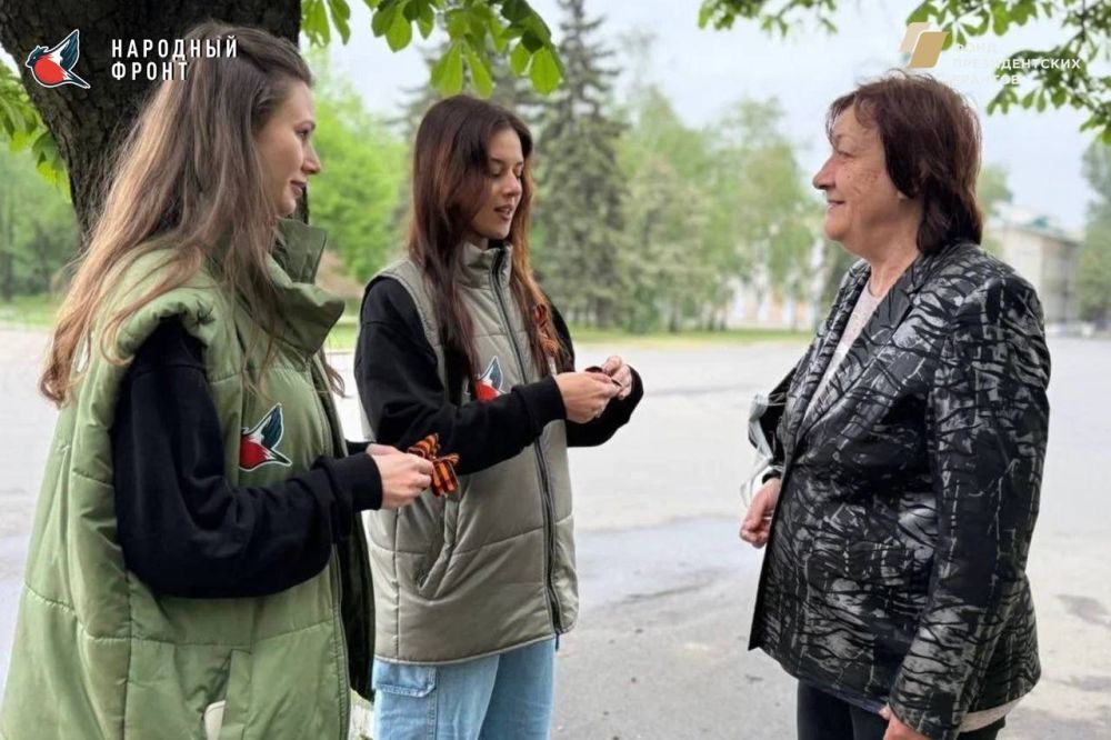 Мы помним вас! Снегири Молодёжки Народного фронта ДНР напомнили каждому: подвиг наших предков не забыт Мы помним вас! Снегири Молодёжки Народного фронта ДНР напомнили каждому: подвиг наших предков не забыт