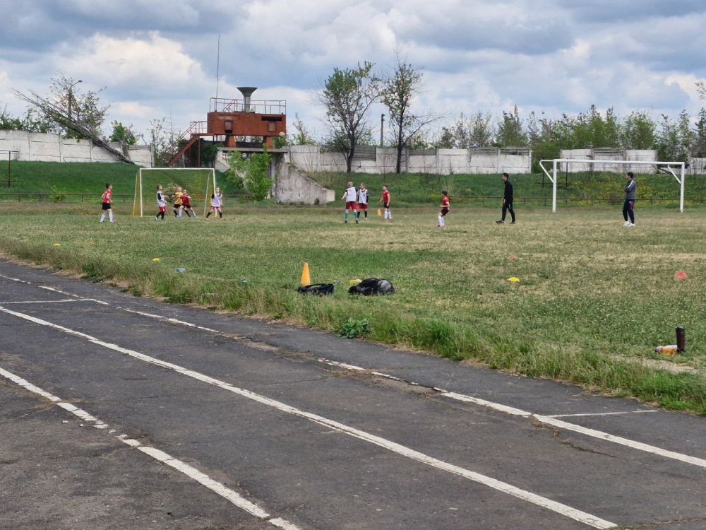 9 мая 2025 года на городском стадионе состоялся открытый Кубок города Харцызска по мини-футболу "День Победы" 9 мая 2025 года на городском стадионе состоялся открытый Кубок города Харцызска по мини-футболу "День Победы"
