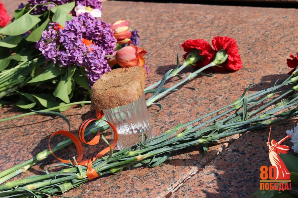 Роман Конев: Сегодня в Городе воинской славы и трудовой доблести Горловке отпраздновали 80-ю годовщину со дня Великой Победы советского народа над немецко-фашистскими захватчиками Роман Конев: Сегодня в Городе воинской славы и трудовой доблести Горловке отпраздновали 80-ю годовщину со дня Великой Победы советского народа над немецко-фашистскими захватчиками