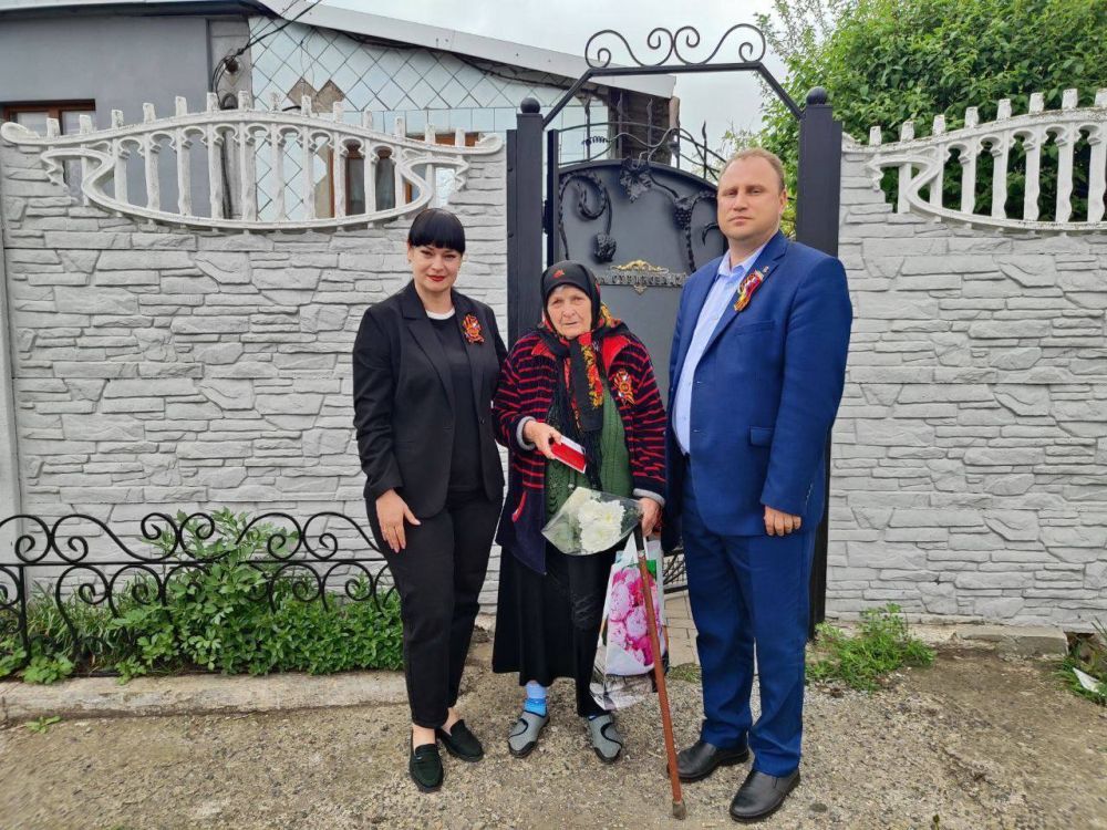 Череда поздравлений продолжается! Череда поздравлений продолжается!