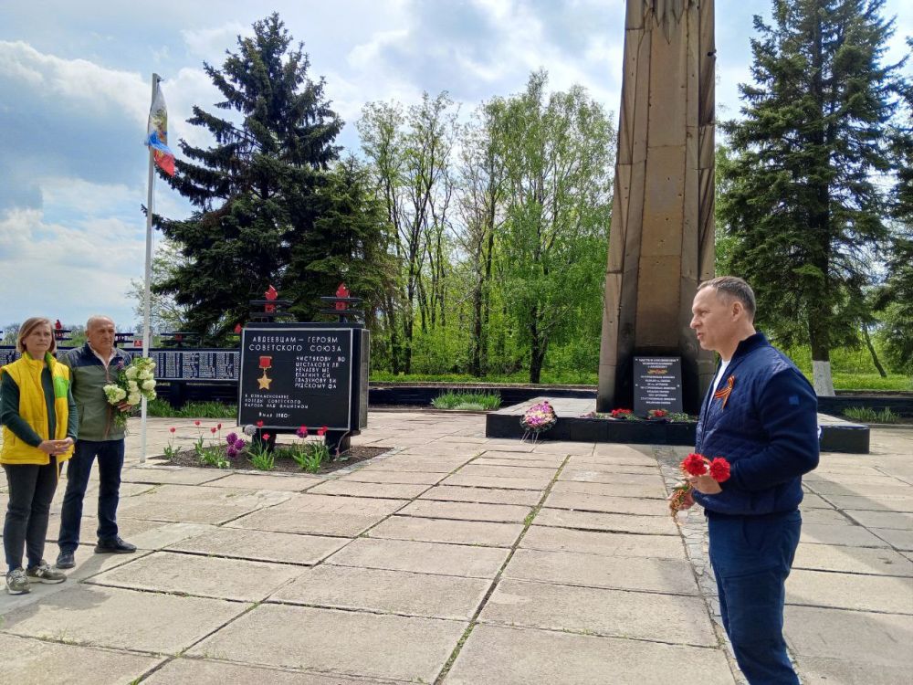 Сегодня в Авдеевке, городе Ясиноватского муниципального округа, прошли торжества в честь 80-летия Великой Победы Сегодня в Авдеевке, городе Ясиноватского муниципального округа, прошли торжества в честь 80-летия Великой Победы