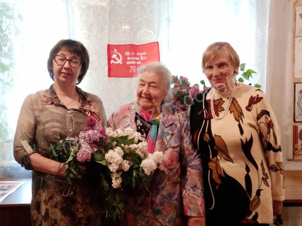 В «Терцентре» Киевского района состоялся праздничный концерт к 80 -летию Великой Победы В «Терцентре» Киевского района состоялся праздничный концерт к 80 -летию Великой Победы
