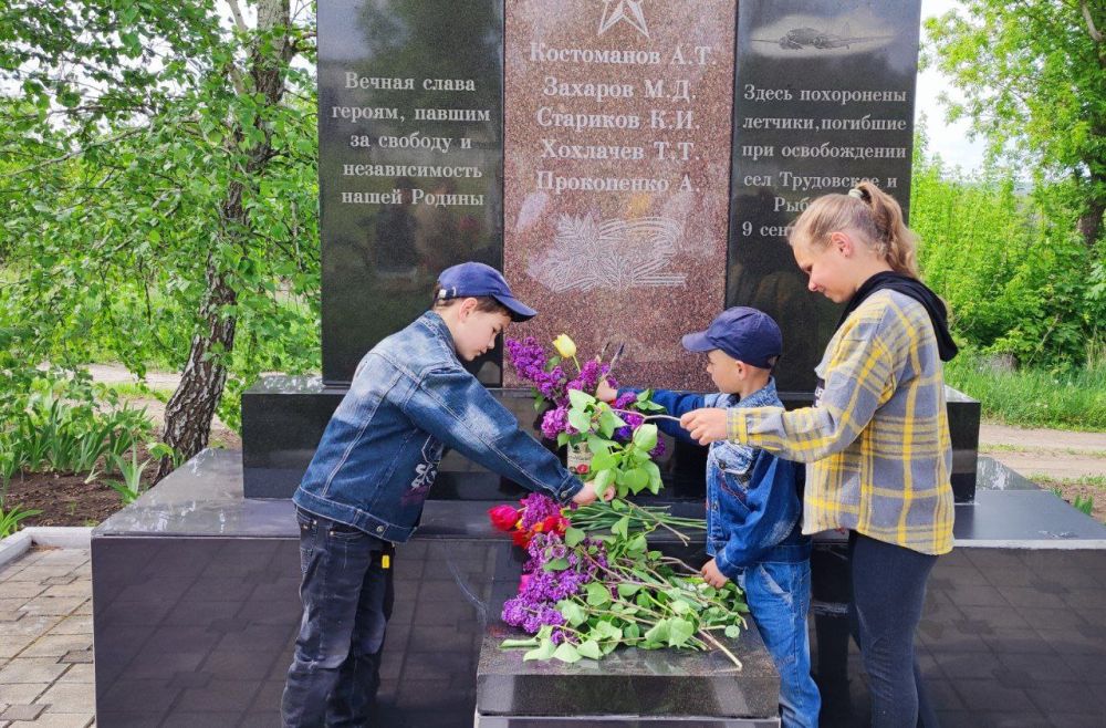 80 лет назад отзвучали последние выстрелы большой, трудной, трагической и незабываемой Великой Отечественной войны, но не заживают раны в сердцах человеческих 80 лет назад отзвучали последние выстрелы большой, трудной, трагической и незабываемой Великой Отечественной войны, но не заживают раны в сердцах человеческих