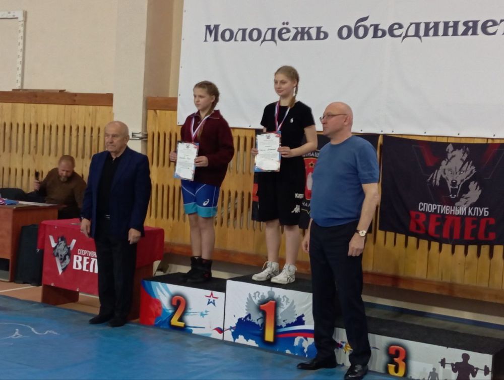Енакиевские спортсмены на Республиканских соревнованиях Енакиевские спортсмены на Республиканских соревнованиях