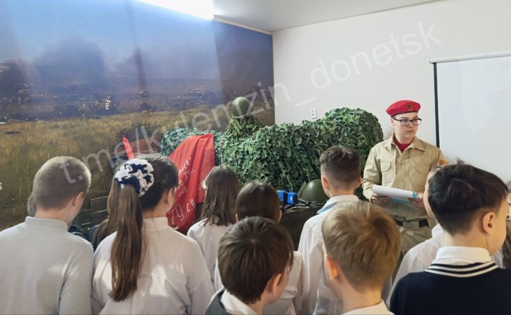 Алексей Кулемзин: Школьные музеи – «ищем, храним, воспитываем» Алексей Кулемзин: Школьные музеи – «ищем, храним, воспитываем»