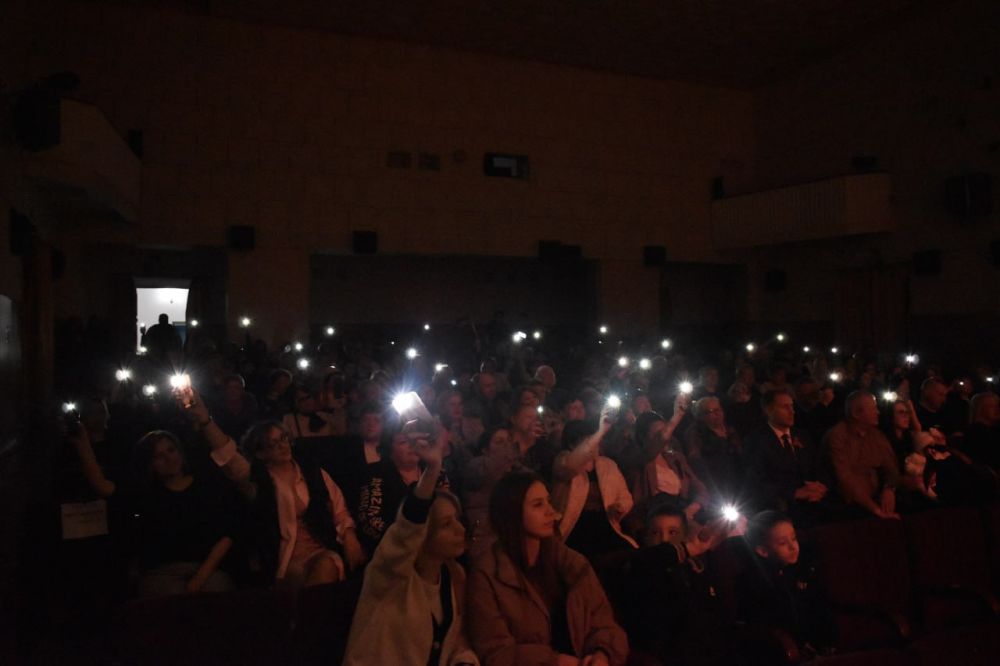 Артисты из Владимирской области выступили в Кировском с концертом Артисты из Владимирской области выступили в Кировском с концертом