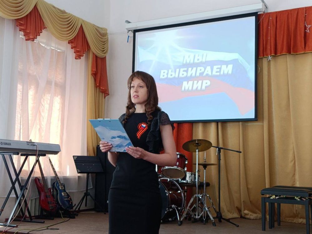 Виктория Жукова: Сегодня, в День Донецкой Народной Республики, в Харцызской детской школе искусств прошло тематическое мероприятие, концерт «Мы выбираем Мир» Виктория Жукова: Сегодня, в День Донецкой Народной Республики, в Харцызской детской школе искусств прошло тематическое мероприятие, концерт «Мы выбираем Мир»