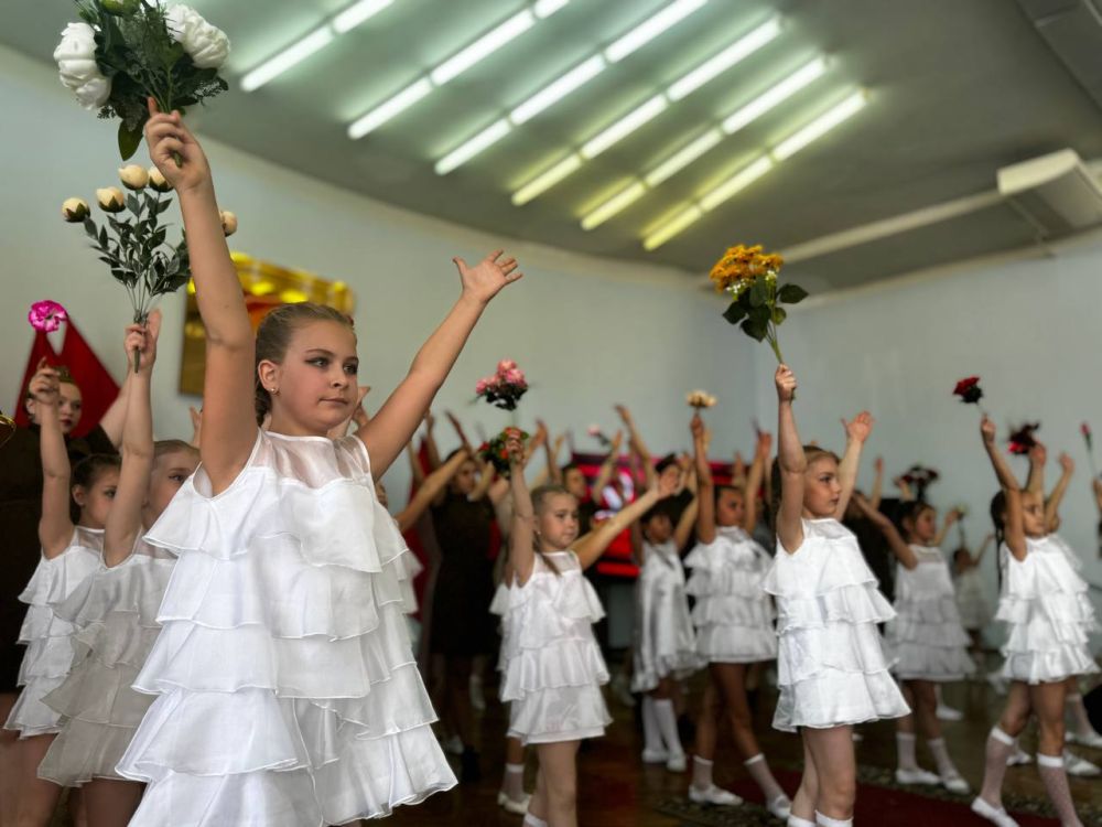 Александр Шатов: В Шахтерске прошел торжественный концерт к 11-летию Донецкой Народной Республики Александр Шатов: В Шахтерске прошел торжественный концерт к 11-летию Донецкой Народной Республики