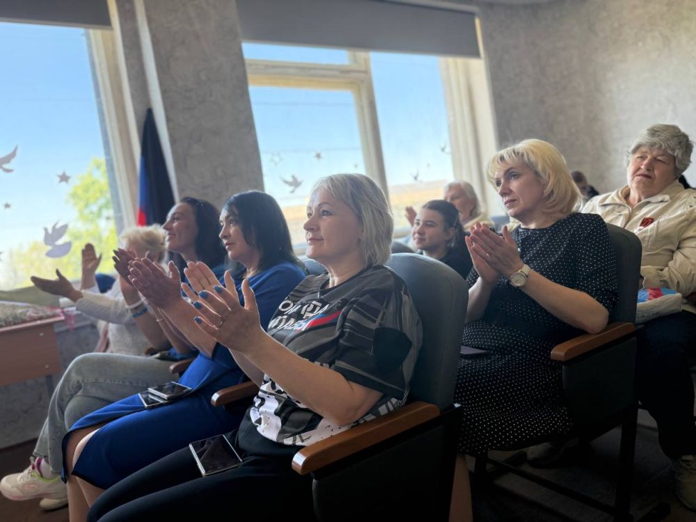 В городском округе Иловайск Московский штаб Захара Прилепина представил концертную программу «День », посвященную Дню образования Донецкой Народной Республики В городском округе Иловайск Московский штаб Захара Прилепина представил концертную программу «День », посвященную Дню образования Донецкой Народной Республики