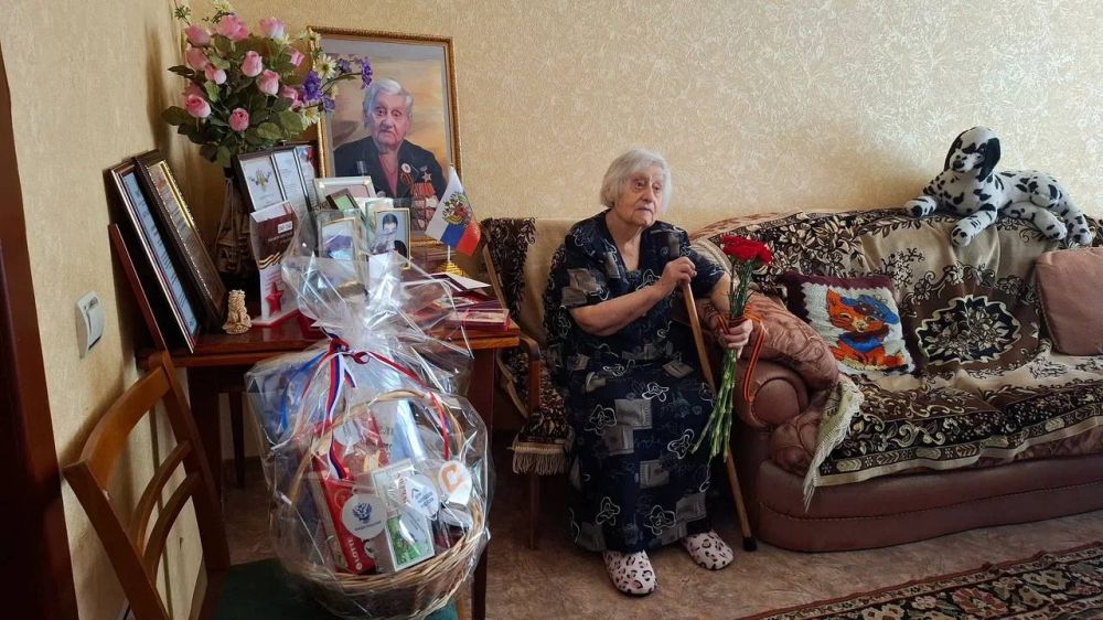 Чтим память героев прошлого и нынешнего Чтим память героев прошлого и нынешнего