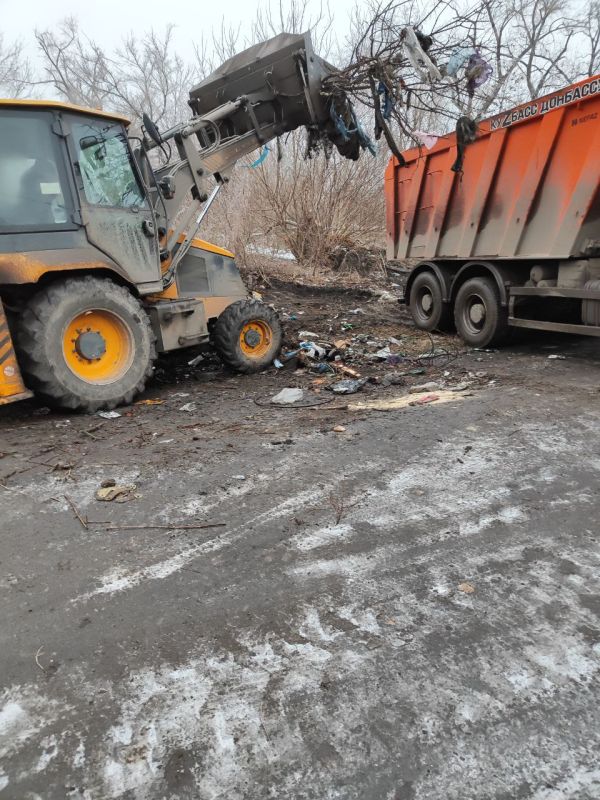 Иван Приходько: В соответствии с поручением Главы Донецкой Народной Республики Дениса Владимировича Пушилина, Горловским филиалом ГУП ДНР «ДОНСНАБКОМПЛЕКТ» на постоянной основе проводится работа по ликвидации стихийных свалок Иван Приходько: В соответствии с поручением Главы Донецкой Народной Республики Дениса Владимировича Пушилина, Горловским филиалом ГУП ДНР «ДОНСНАБКОМПЛЕКТ» на постоянной основе проводится работа по ликвидации стихийных свалок