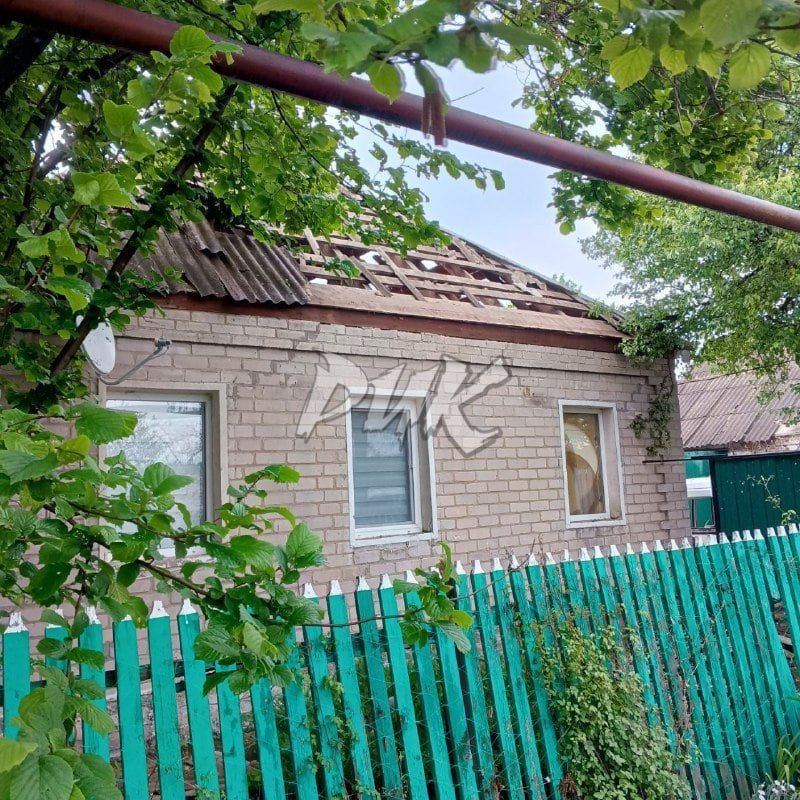 Иван Приходько: В результате сброса взрывоопасного предмета с БПЛА ВФУ в поселке Гольмовский (Никитовский район Горловки) повреждены дом, хозпостройки и легковой автомобиль Иван Приходько: В результате сброса взрывоопасного предмета с БПЛА ВФУ в поселке Гольмовский (Никитовский район Горловки) повреждены дом, хозпостройки и легковой автомобиль