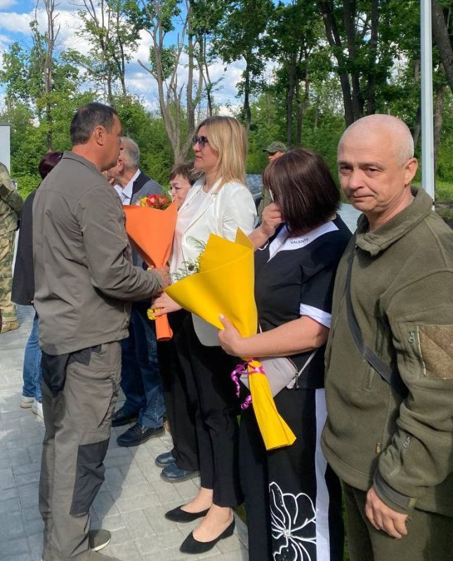 Константин Зинченко: В рамках Года защитника Отечества в Летнем парке открыли памятник Героям специальной военной операции 91 Полка Константин Зинченко: В рамках Года защитника Отечества в Летнем парке открыли памятник Героям специальной военной операции 91 Полка