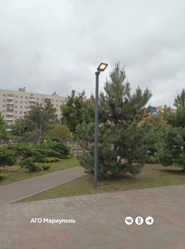 «Мариупольгорсвет» смонтировал более 1200 метров нового провода «Мариупольгорсвет» смонтировал более 1200 метров нового провода