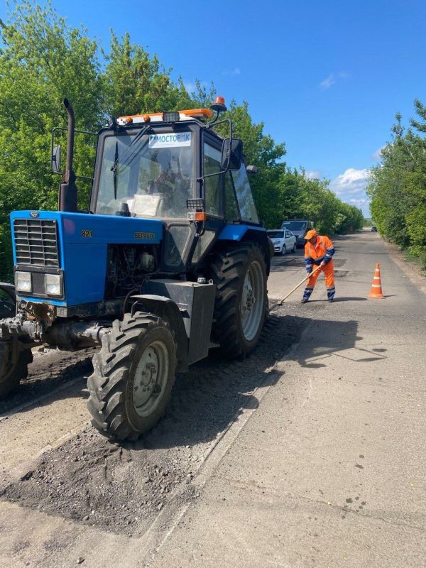 ГКУ ДНР "Служба автомобильных дорог Донбасса" продолжает приводить автодороги Республики в порядок ГКУ ДНР "Служба автомобильных дорог Донбасса" продолжает приводить автодороги Республики в порядок