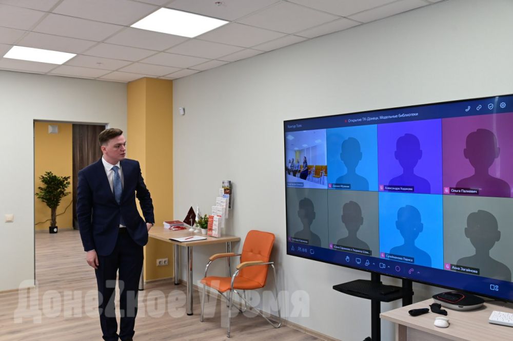 Достигли "Точки кипения": в Донецке открыли первую площадку для творческой молодежи Достигли "Точки кипения": в Донецке открыли первую площадку для творческой молодежи