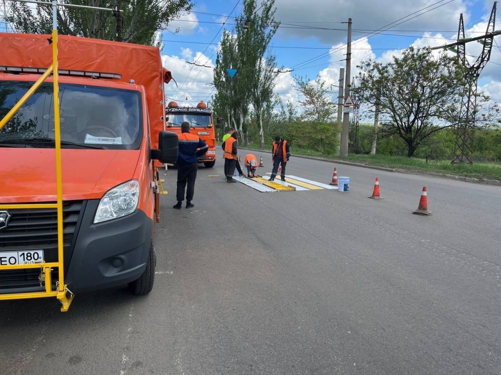 МУП «Простор» ежедневно выполняет все необходимые работы по содержанию городских улиц МУП «Простор» ежедневно выполняет все необходимые работы по содержанию городских улиц