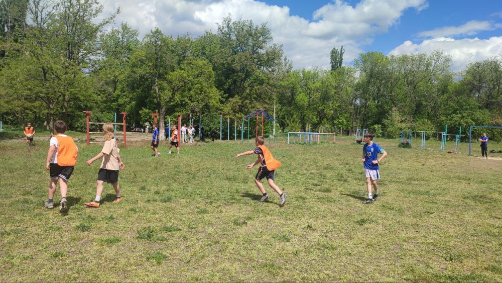 В Ждановке прошло соревнование по мини-футболу В Ждановке прошло соревнование по мини-футболу