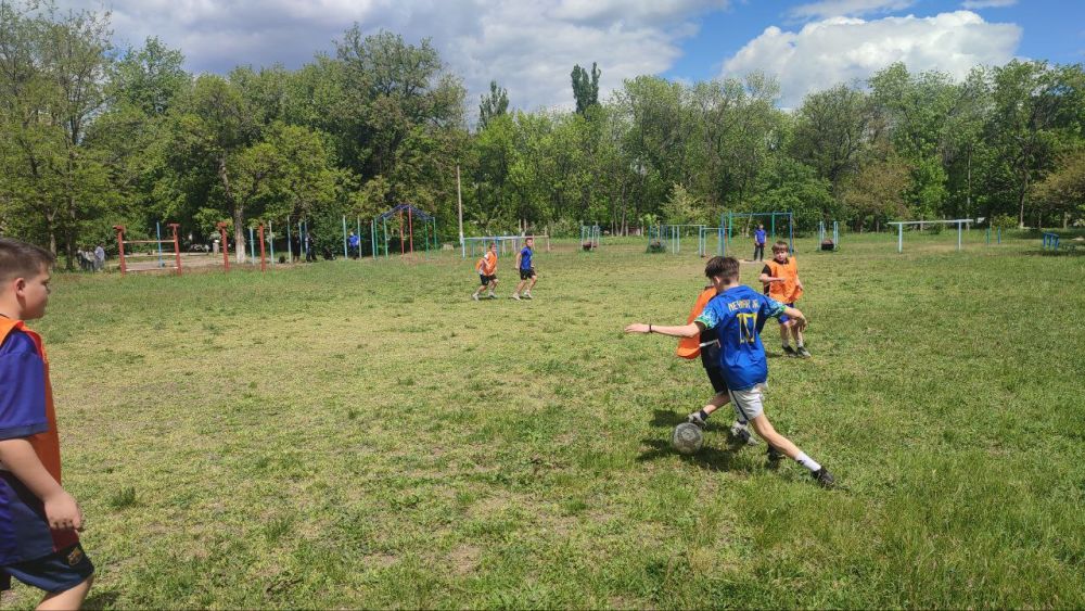 В Ждановке прошло соревнование по мини-футболу В Ждановке прошло соревнование по мини-футболу