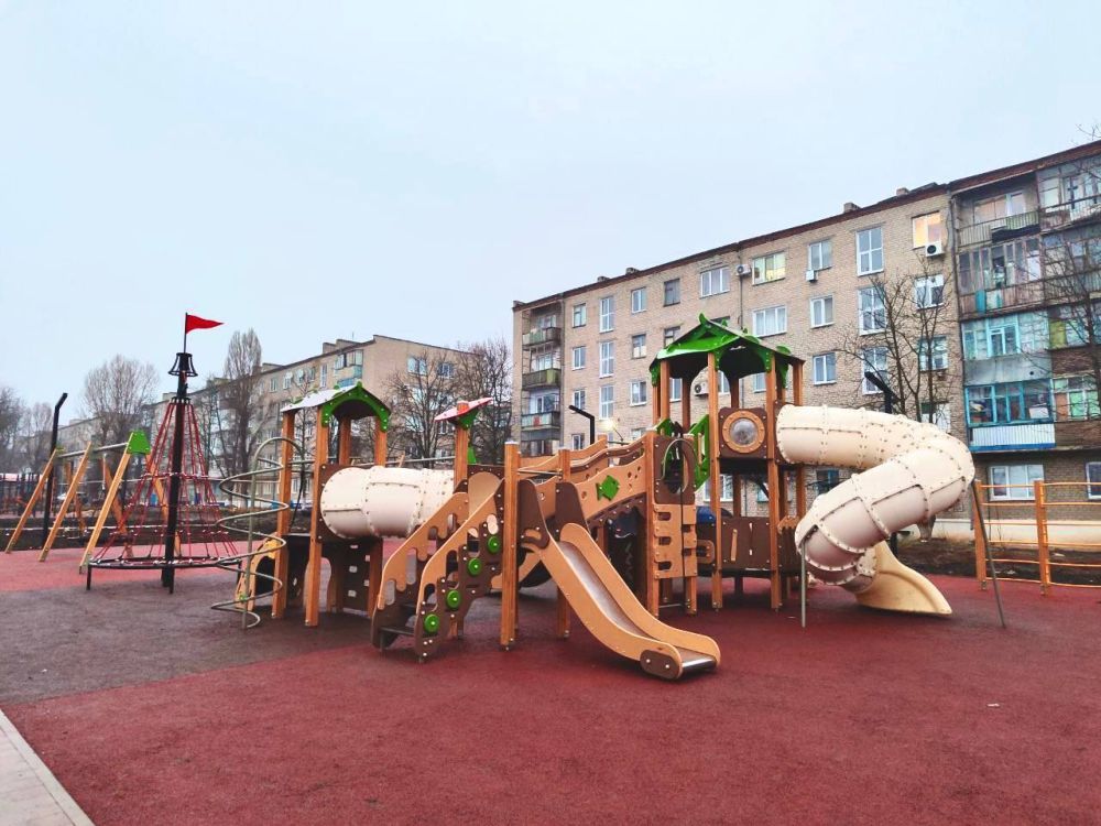 Глава ДНР Денис Пушилин призвал жителей Республики принять участие в голосовании по выбору объектов благоустройства в рамках федеральной программы «Формирование комфортной городской среды» Глава ДНР Денис Пушилин призвал жителей Республики принять участие в голосовании по выбору объектов благоустройства в рамках федеральной программы «Формирование комфортной городской среды»