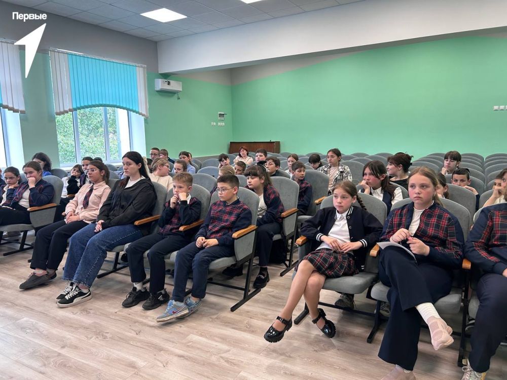 «Знание. Лекторы»: проба пера юных спикеров! «Знание. Лекторы»: проба пера юных спикеров!