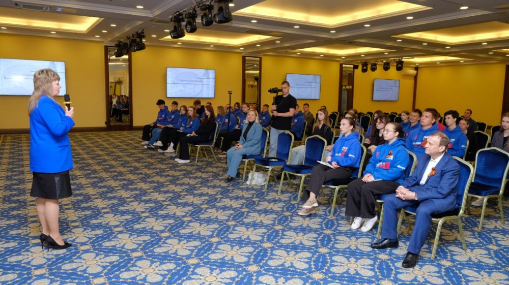 От навязанных шаблонов – к своим смыслам: Донбасс выбирает осознанность От навязанных шаблонов – к своим смыслам: Донбасс выбирает осознанность