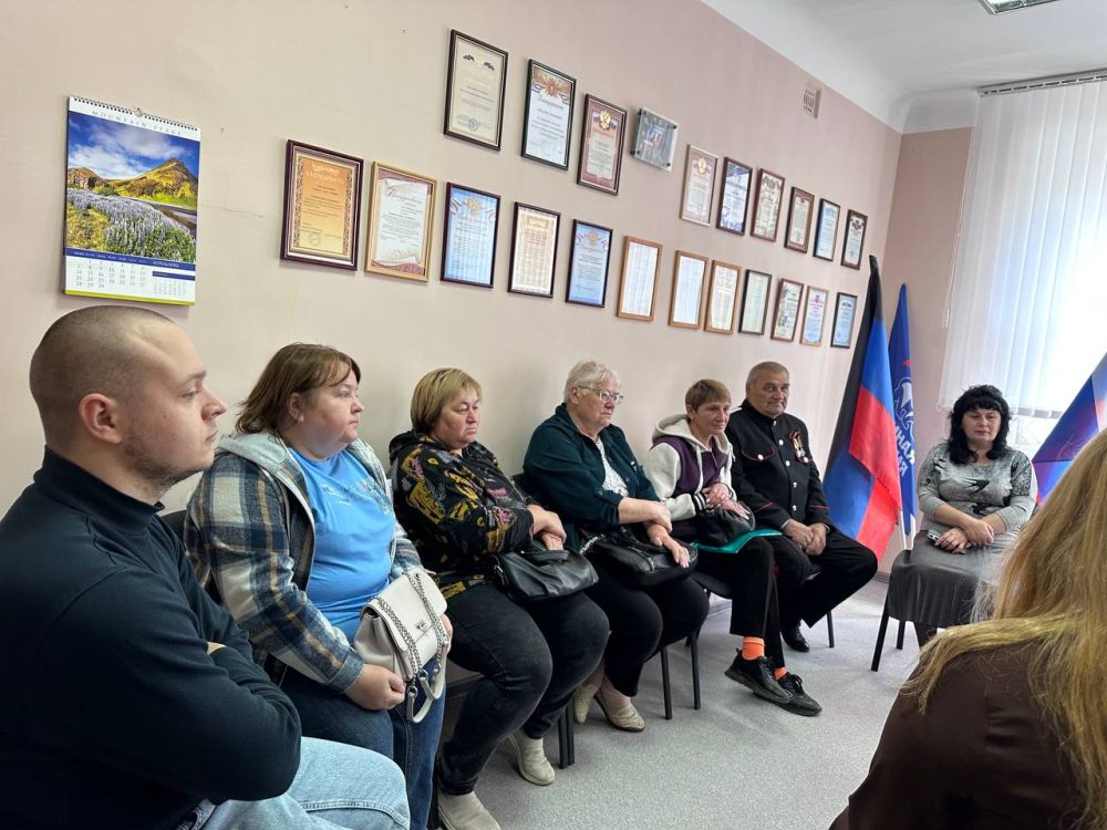 Рабочая встреча. Сегодня, 15 мая, заместитель главы администрации городского округа Иловайск Кочетова Елена Леонидовна провела рабочее совещание с представителями подведомственных учреждений, посвященное планированию... Рабочая встреча. Сегодня, 15 мая, заместитель главы администрации городского округа Иловайск Кочетова Елена Леонидовна провела рабочее совещание с представителями подведомственных учреждений, посвященное планированию...