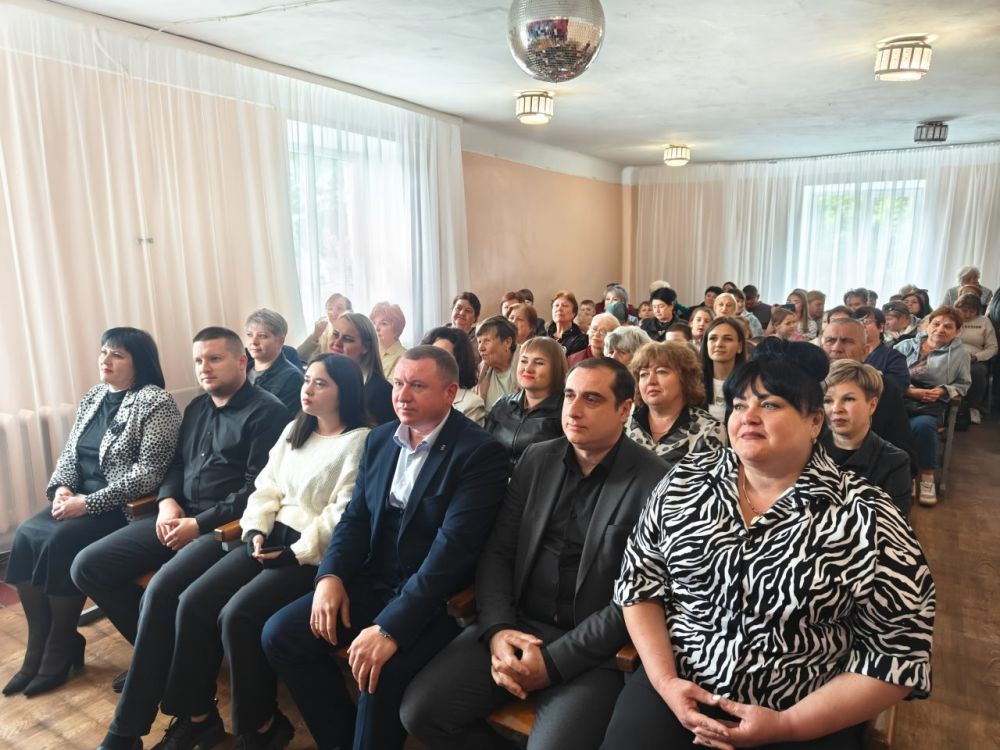 В Снежном состоялся концерт, посвященный 90-летию поселка Северное В Снежном состоялся концерт, посвященный 90-летию поселка Северное